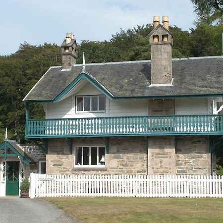 The Delnashaugh Hotel Ballindalloch Exterior photo